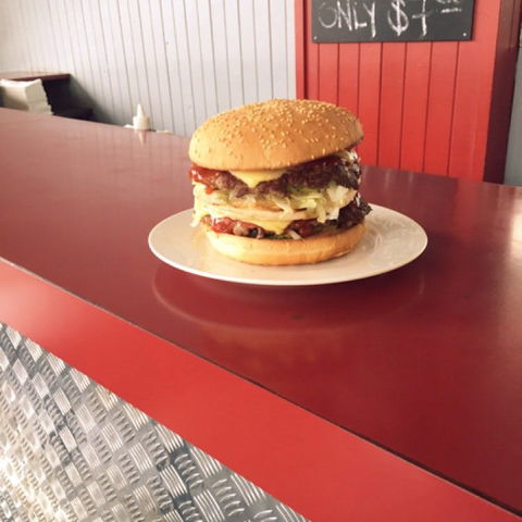 Danny's Burgers - Accommodation Europe 0