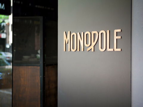 Monopole - Accommodation Europe 0