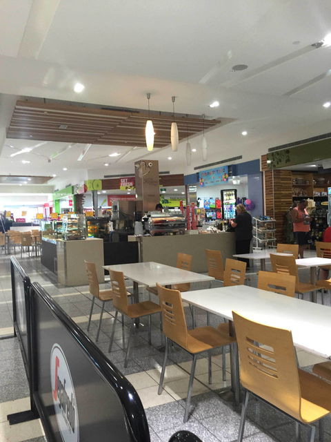 Cafe Regina - Accommodation Europe 0