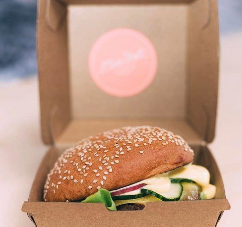 Izzy's Restaurant - Tourism Bookings 7