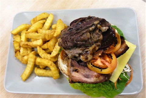 Yellow Belly Cafe - Tourism Bookings 12