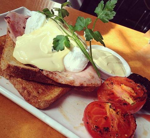 Agatha's Licensed Cafe - Accommodation Europe 9