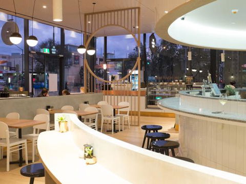 The Penny Drop - Accommodation Europe 0