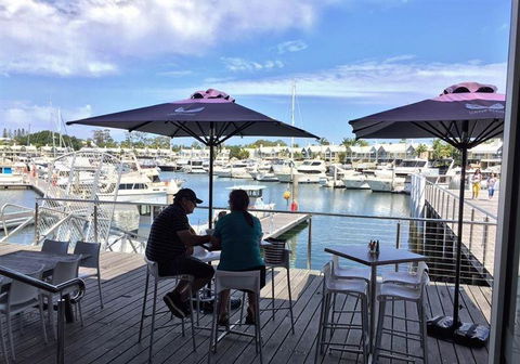 Anchor Buoy Cafe & Bar - Accommodation Europe 11
