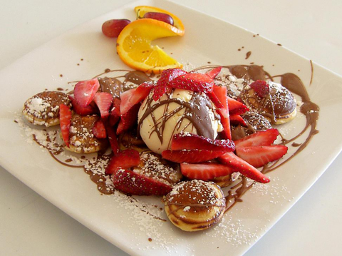 Cupz N’ Crepes - Events Australia 4