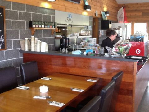 Fat Fish Beachfront Bistro - Tourism Bookings 2