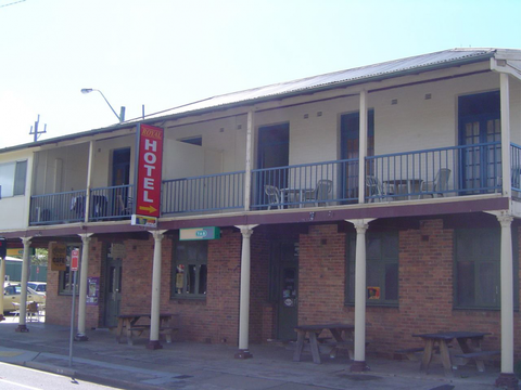 Royal Hotel - Tourism Bookings 1