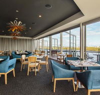 Wildflower Restaurant and Bar at Best Western Plus Lake Kawana - Accommodation Europe