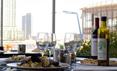 Renzo's Bar Cafe Italiano - Tourism Bookings 11