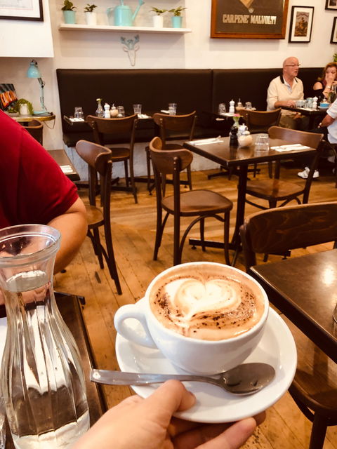 Caffe E Biscotti - Tourism Bookings 2