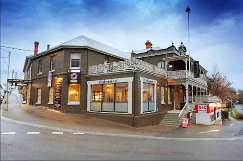 Deloraine Hotel Restaurant - Events Australia 0