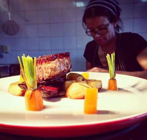 Table 426 - Tourism Bookings 14