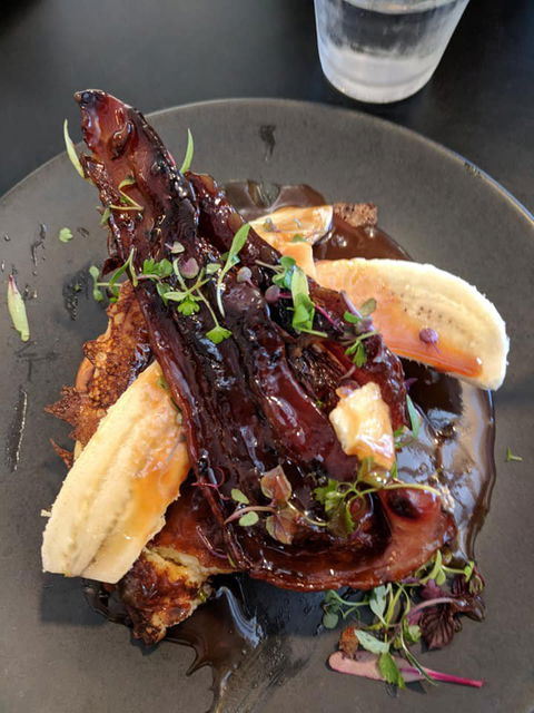 Typika - Tourism Bookings 5