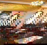 Hoover's Cafe - Accommodation Europe