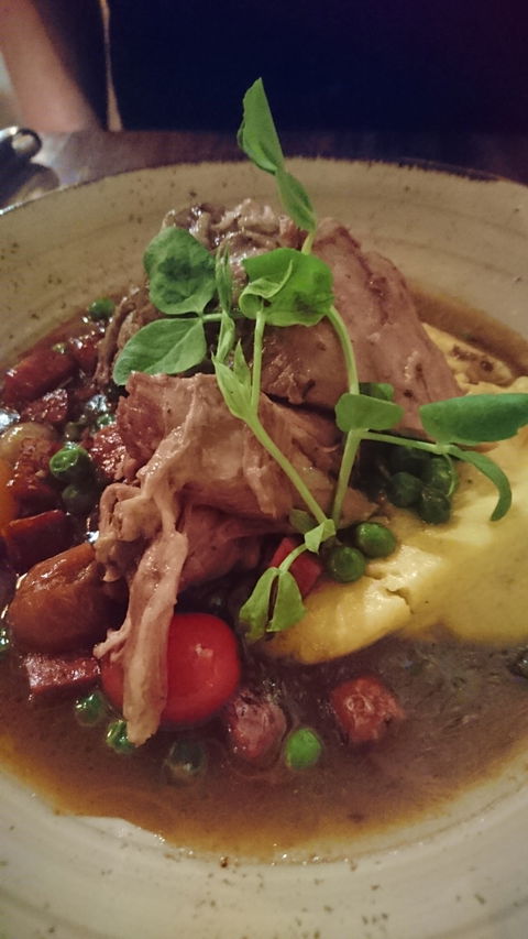 La Provence - Tourism Bookings 7