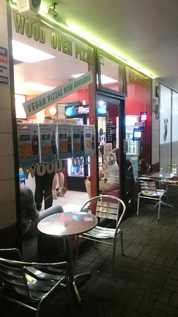 Papa Mia's Wood Oven Pizza - Events Australia 0