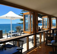 Penneshaw Hotel - Events Australia