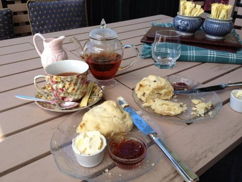 Geordie Lane Antiques & TeaRoom - Events Australia 0