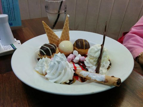 Victoria Hotel - Events Australia 0