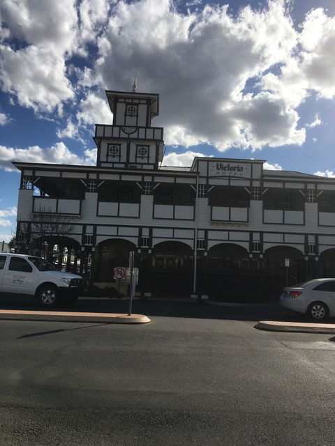 Victoria Hotel - Events Australia 1