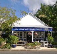 The Blue and White Teapot Cafe - Events Australia