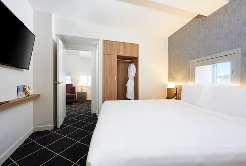 Holiday Inn Darling Harbour - Tourism Bookings 8