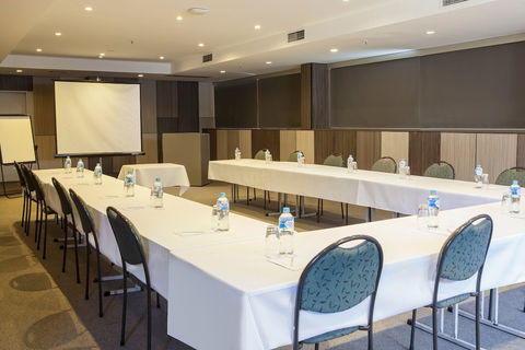 Metro Aspire Hotel Sydney - Events Australia 13