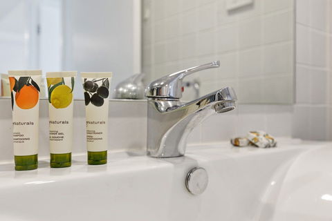 Astra Apartments Parramatta - Tourism Bookings 1