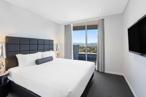 Meriton Suites Broadbeach - Events Australia 4