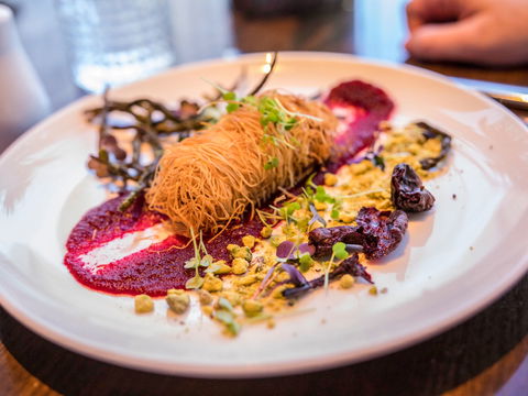 Novotel Canberra - Tourism Bookings 10