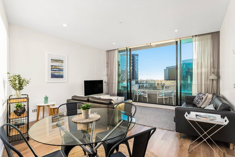 Melbourne Hotel Apartment Flinders Wharf - Events Australia 10
