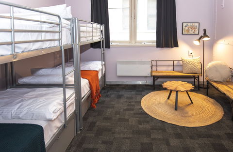 United Backpackers - Events Australia 12