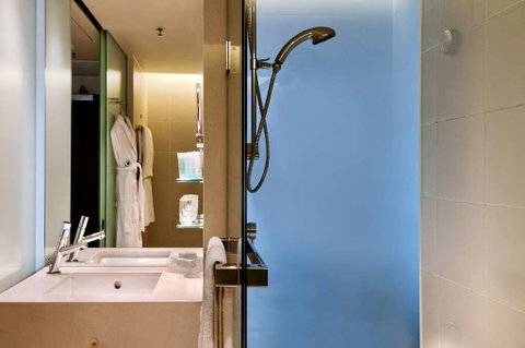 Hilton Sydney - Tourism Bookings 7