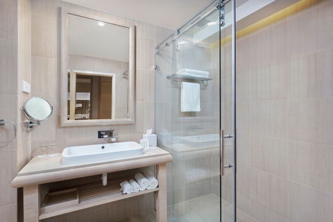 Crowne Plaza Alice Springs Lasseters - Events Australia 3