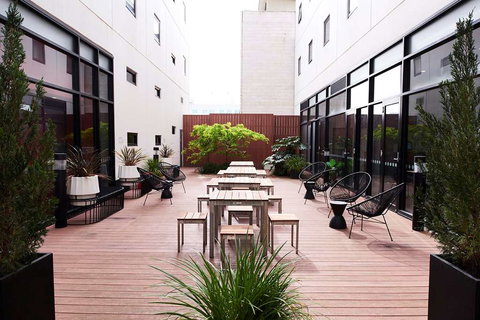 Essence Hotel Carlton - Events Australia 1