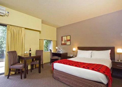 Comfort Inn & Suites City Views - Tourism Bookings 2