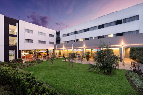 Atura Dandenong - Events Australia 1