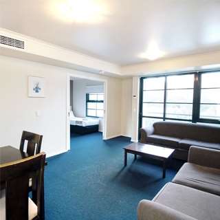 Arrow On Spencer - Accommodation Europe 2