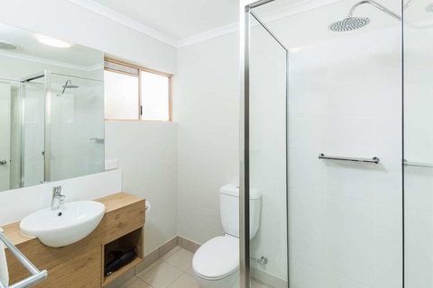 NIghtcap at Balaclava Hotel - Accommodation Europe 0