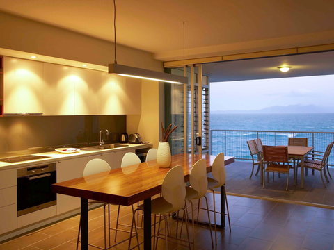 Grand Mercure Apartments Magnetic Island - Events Australia 6