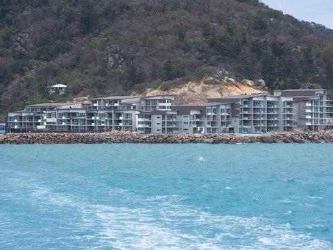 Grand Mercure Apartments Magnetic Island - Events Australia 7
