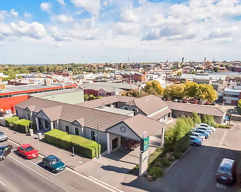 Quality Inn & Suites Menzies - Tourism Bookings 1