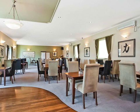 Quality Inn & Suites Menzies - Tourism Bookings 10
