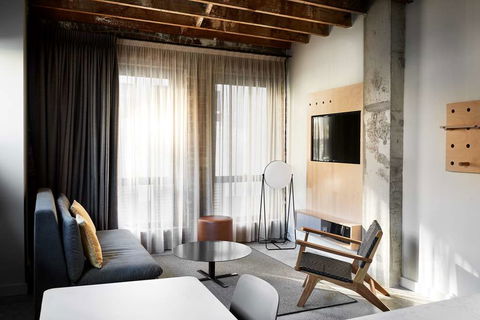 Veriu Broadway - Events Australia 12