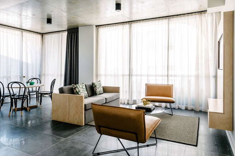 Veriu Broadway - Events Australia 15