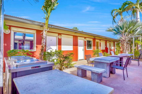 Econo Lodge Karratha - Tourism Bookings 12