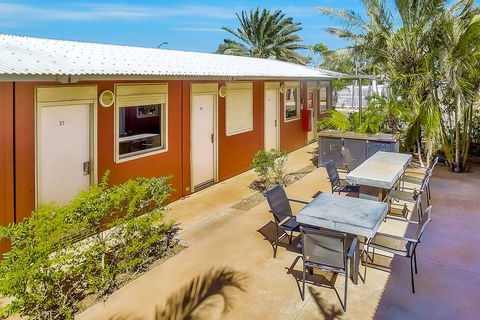 Econo Lodge Karratha - Tourism Bookings 13