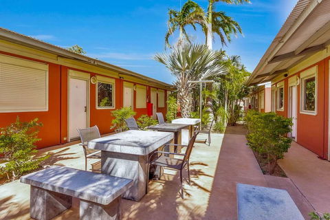 Econo Lodge Karratha - Tourism Bookings 17