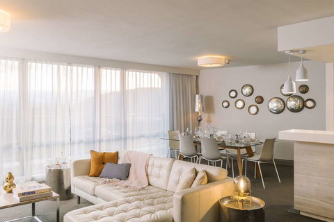 QT Canberra - Events Australia 15