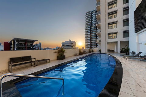 Oaks Elan Darwin - Events Australia 3